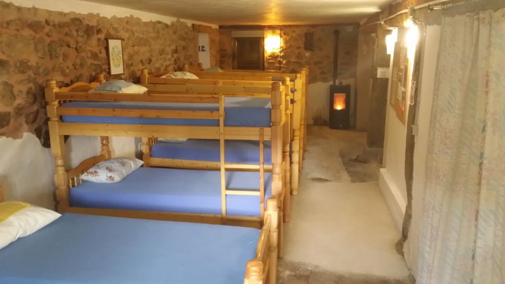 Refugio Peregrinos Acacio & Orietta Hostel Viloria de Rioja Room photo